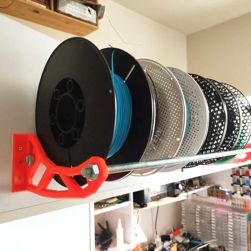 Filament holder