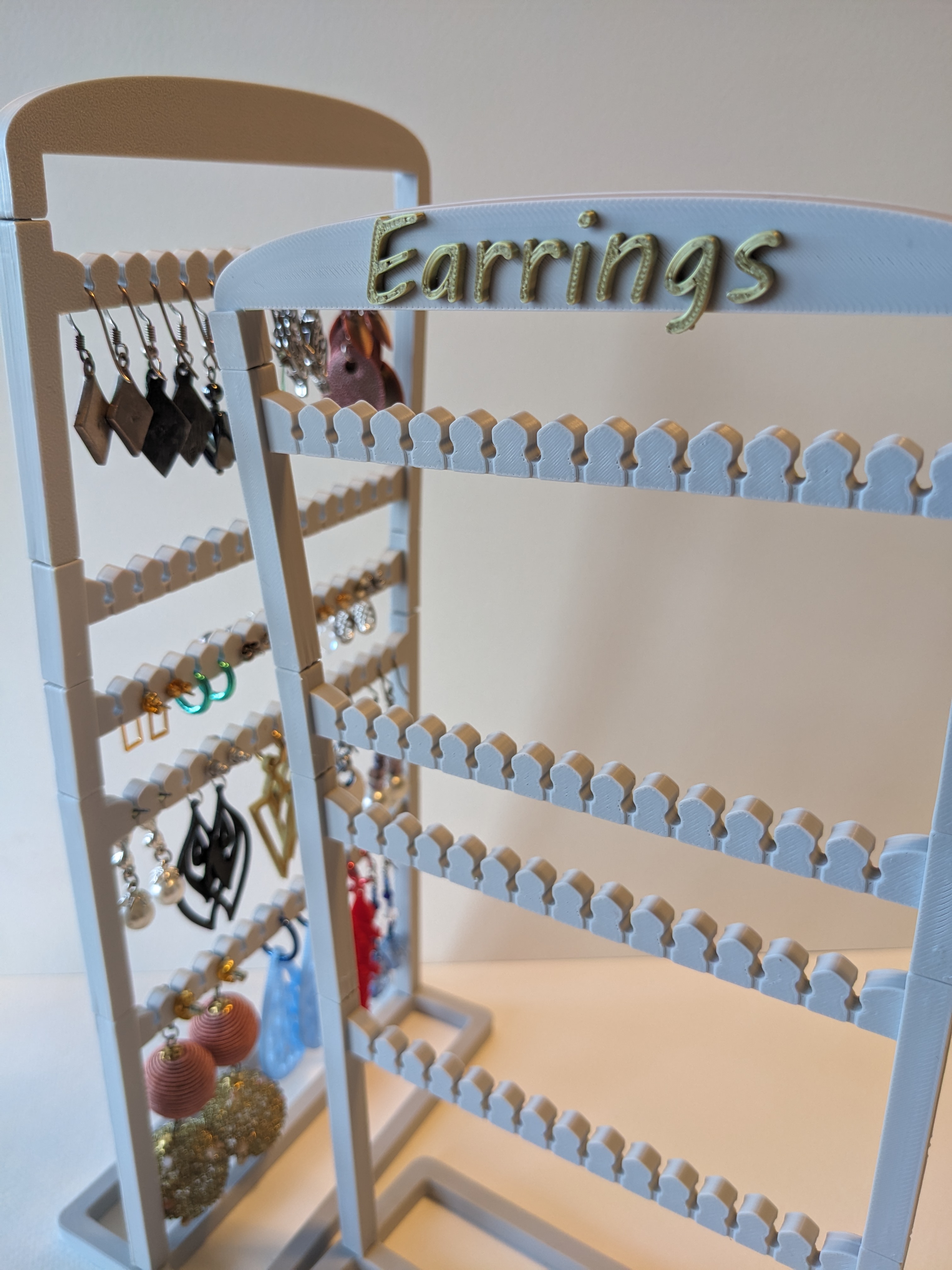 Modular Earring Display with Personalizable Topper