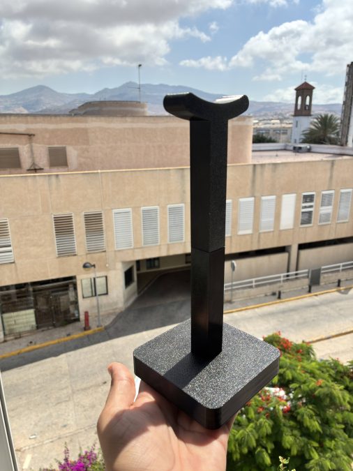 Headset stand