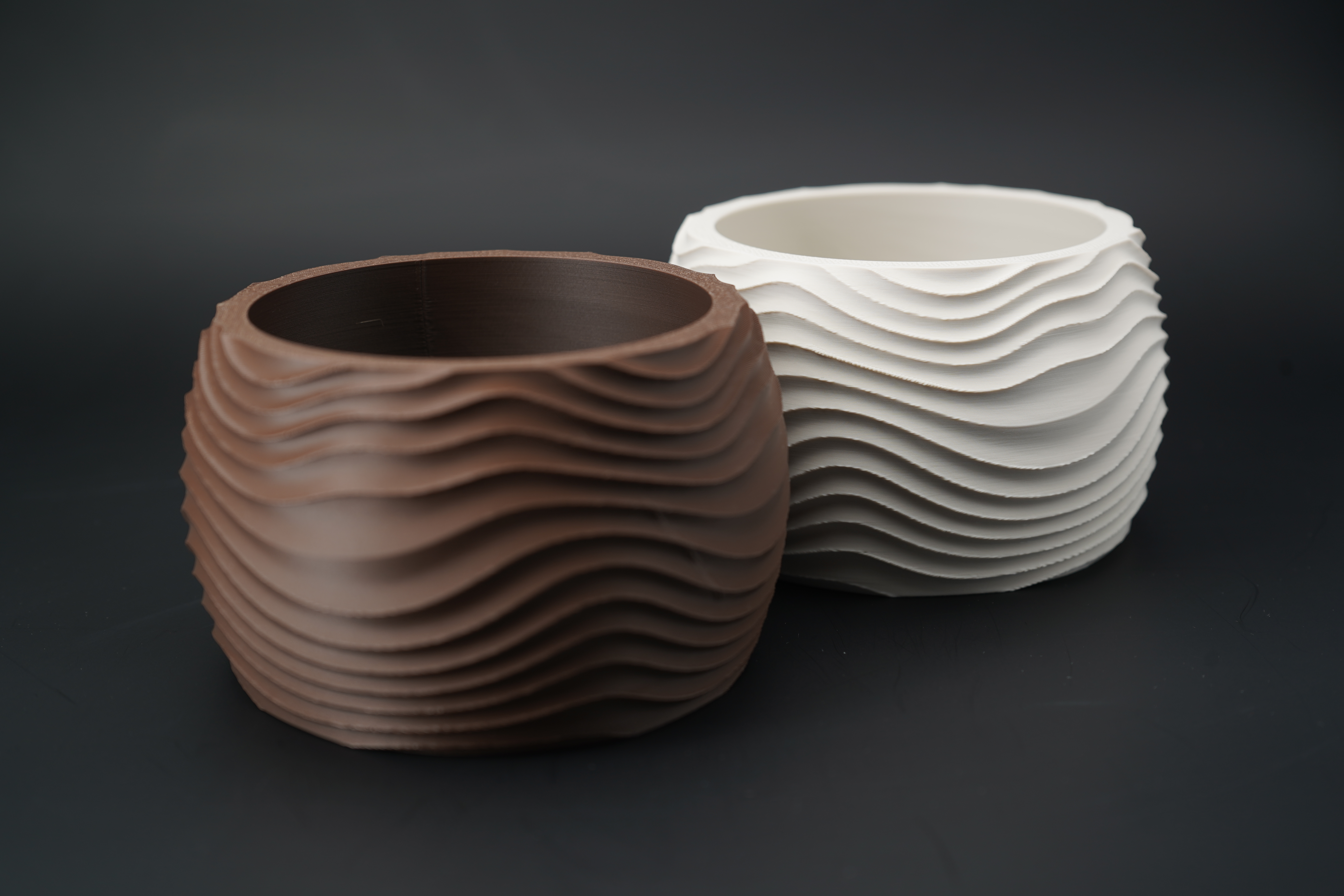 Wave Vase – Decorative Wavy Vase | Modern & Scandinavian Style