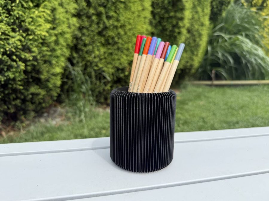 Minimalist Ribbed Pen Holder – 3D Printed Desk Organizer