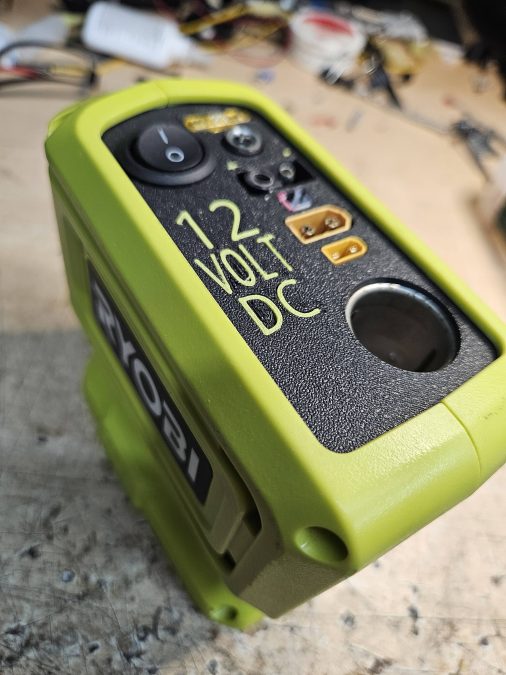 Ryobi 12 volt mobile desktop power supply