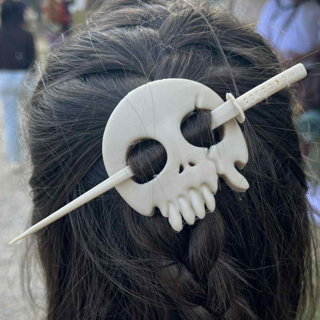 Skull and Sword Hairpiece (Nelliel mask, Bleach Anime)