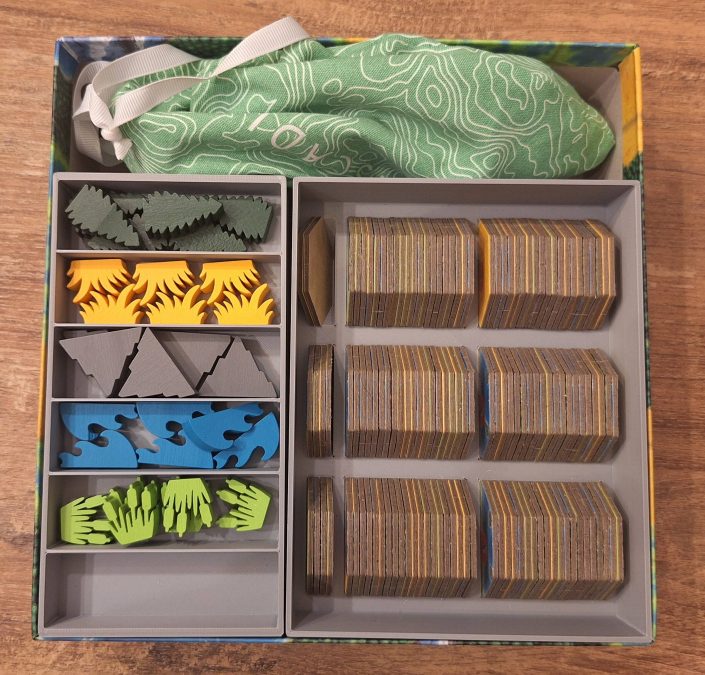 Cascadia + Landmarks one box (23.5 x 23.5 x 6.8 cm) full inlay