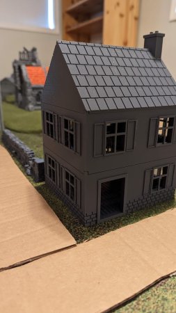 Small House for 28mm Tabletop Gaming