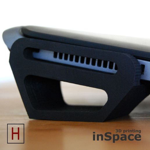 Laptop stand
