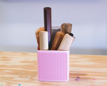 square workbench tool holder (vase mode)