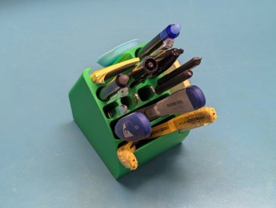 A Simple Tool Holder