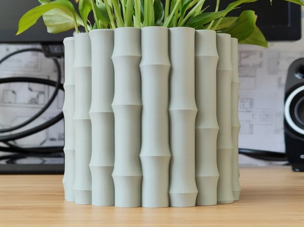 Bamboo Plant pot and Planter - Vase mode design