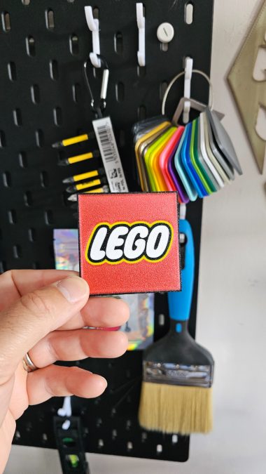 Brick based logo toolbox badge