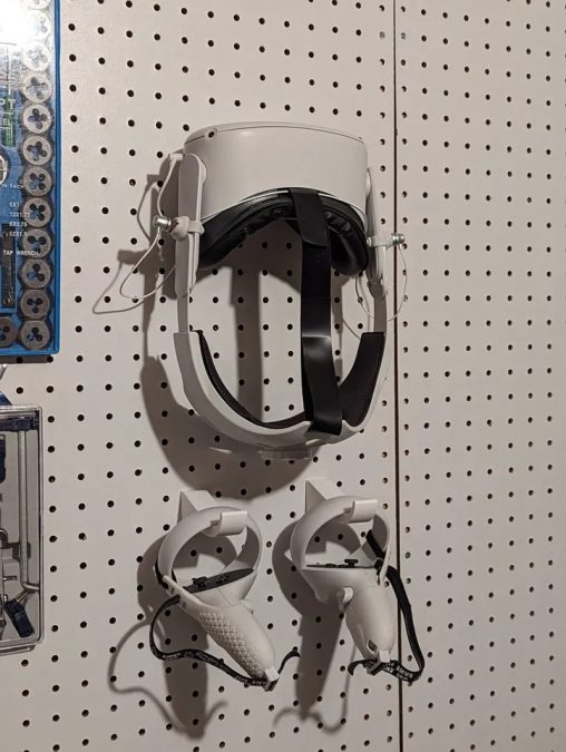 Pegboard Mounts for Oculus/Meta Quest 2