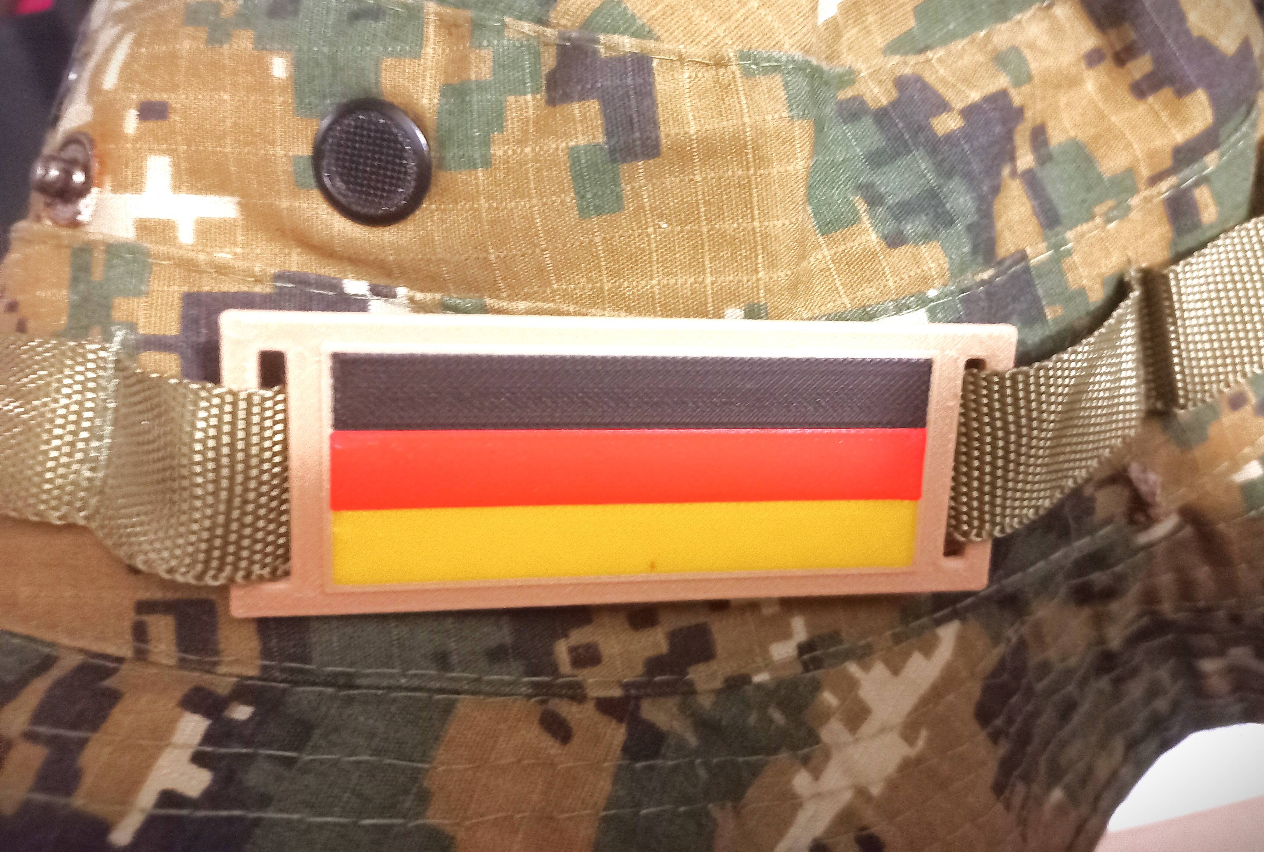 Airsoft/backpacking molle flag Germany