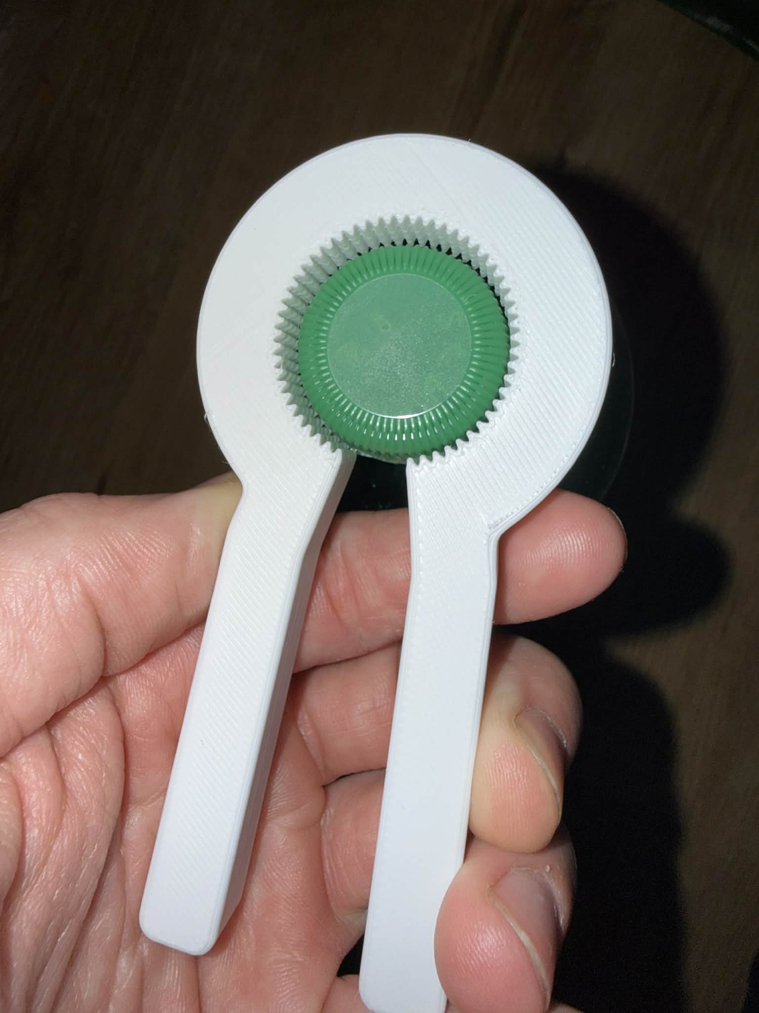 Ergonomic PET Bottle Cap Opener – Easy Grip