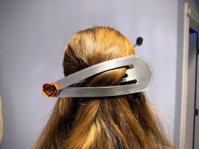 Giant Novelty Hair Clip