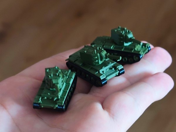 Tiny KV-2 soviet tank model