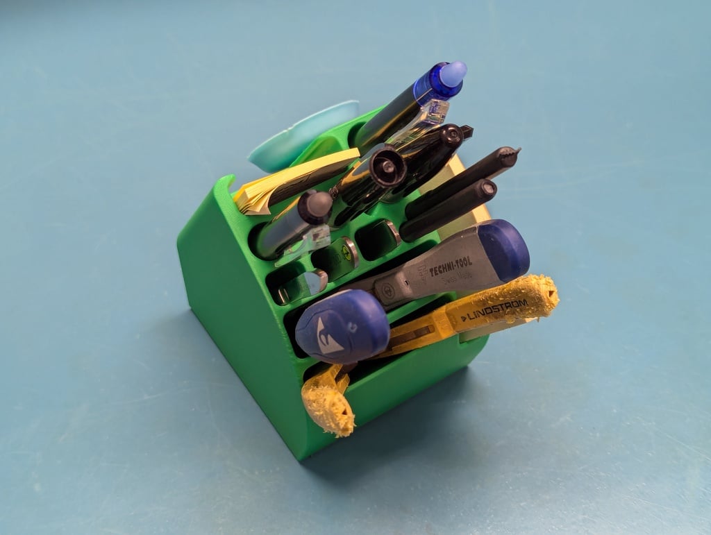 A Simple Tool Holder