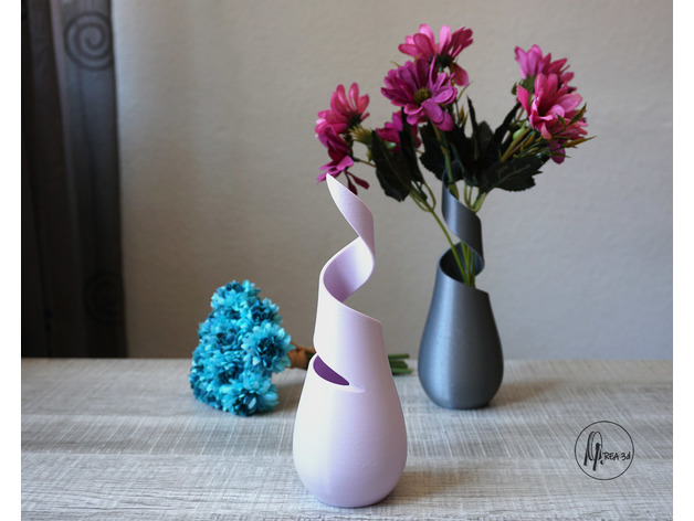 Giroid+vase