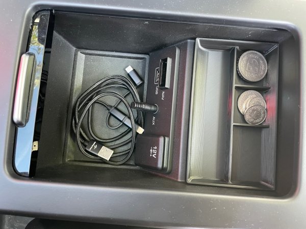 Tray for Land Rover Discovery Sport L550