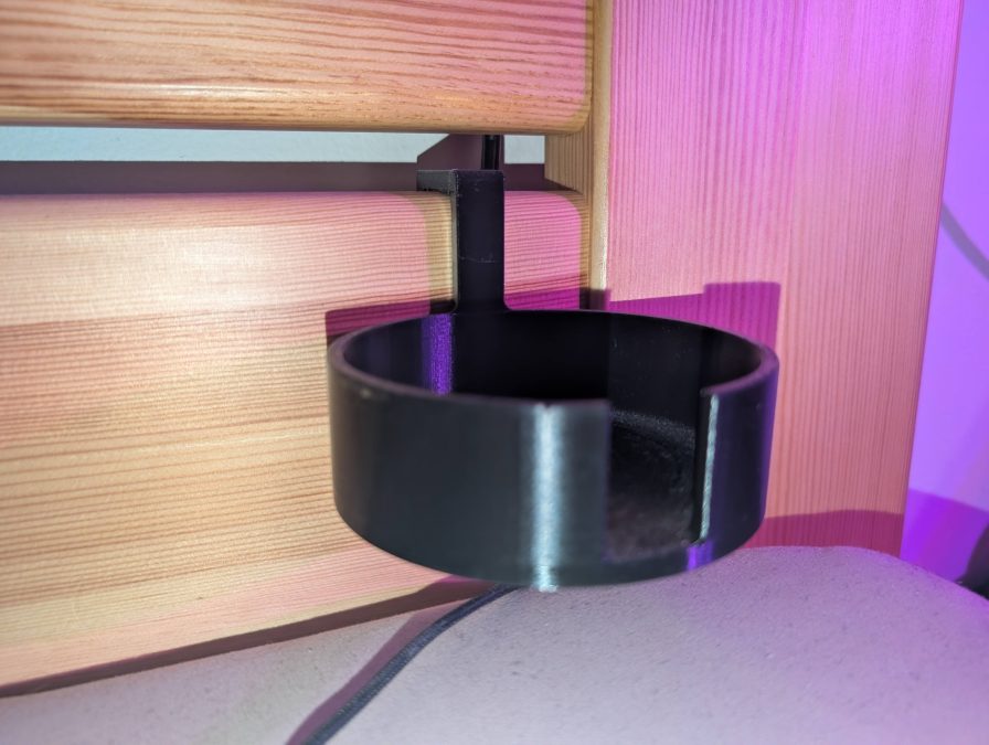 Cup holder