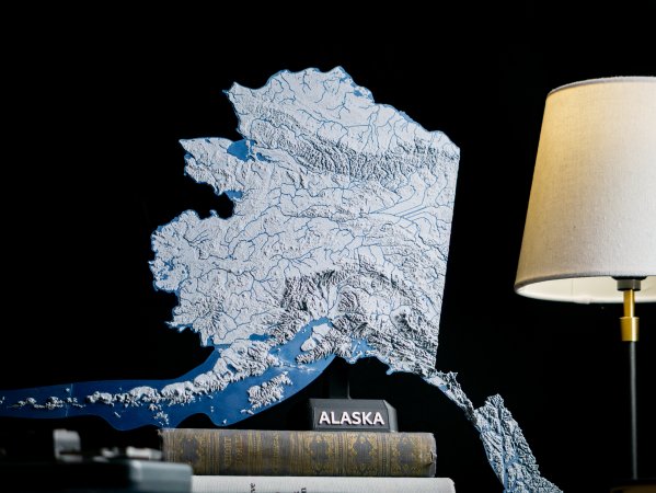 Alaska, USA (AK) Topographic Relief Map with Rivers and Coasts