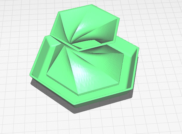 Twisted flower pot with a base of 6 edges
