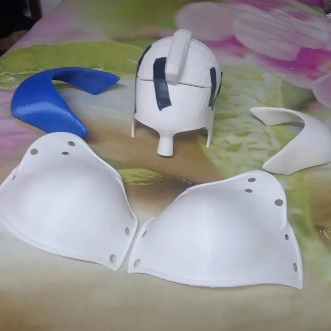 woman+Galdiator+armor+Helmet