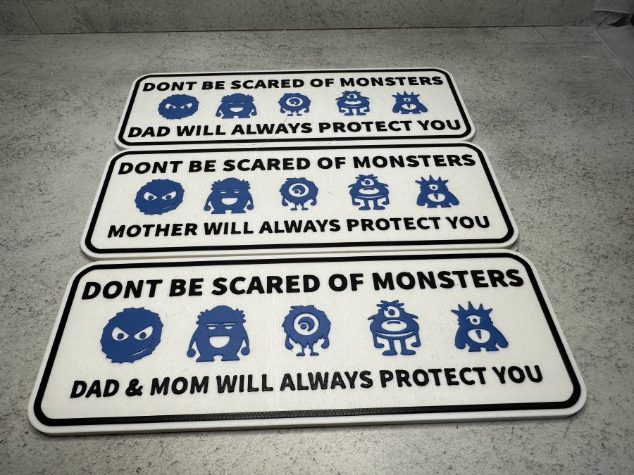 3 Variations of "Dont be scared of monsters" kids signs
