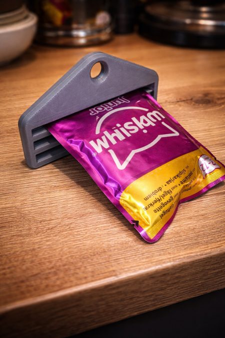 Cat Food Squeezer – Zero Waste, Clean & Easy (3D Printable)