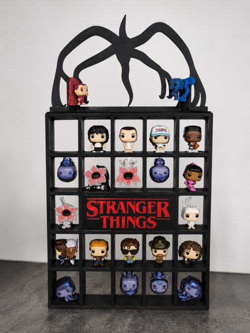 Stranger Things Kinder Joy Stand 24 pcs + Mindflayer