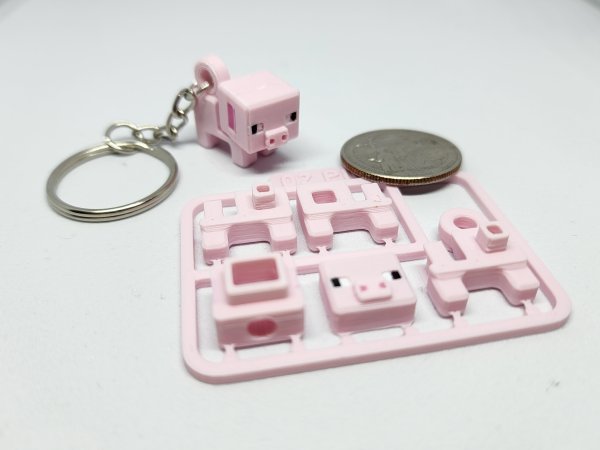 Minecraft-inspired Pig Mini Figure Kit Card/ Keychain