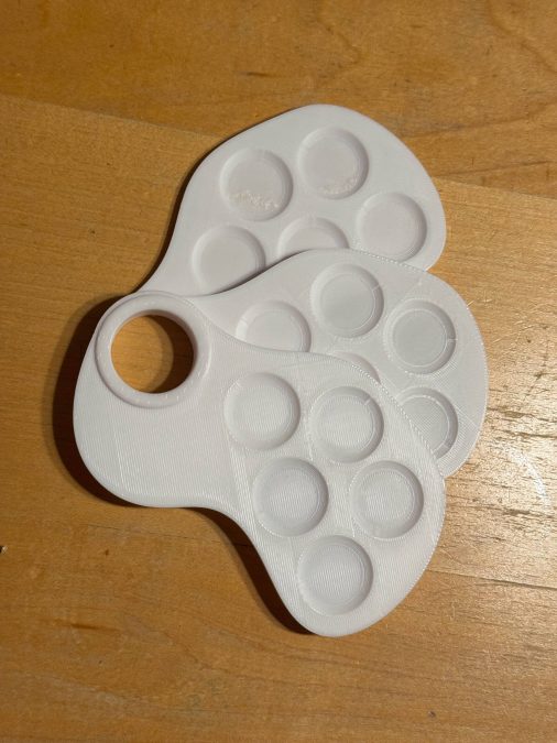 Compact and Foldable Palette
