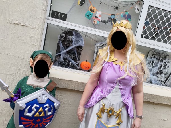 Zelda costume gold pieces