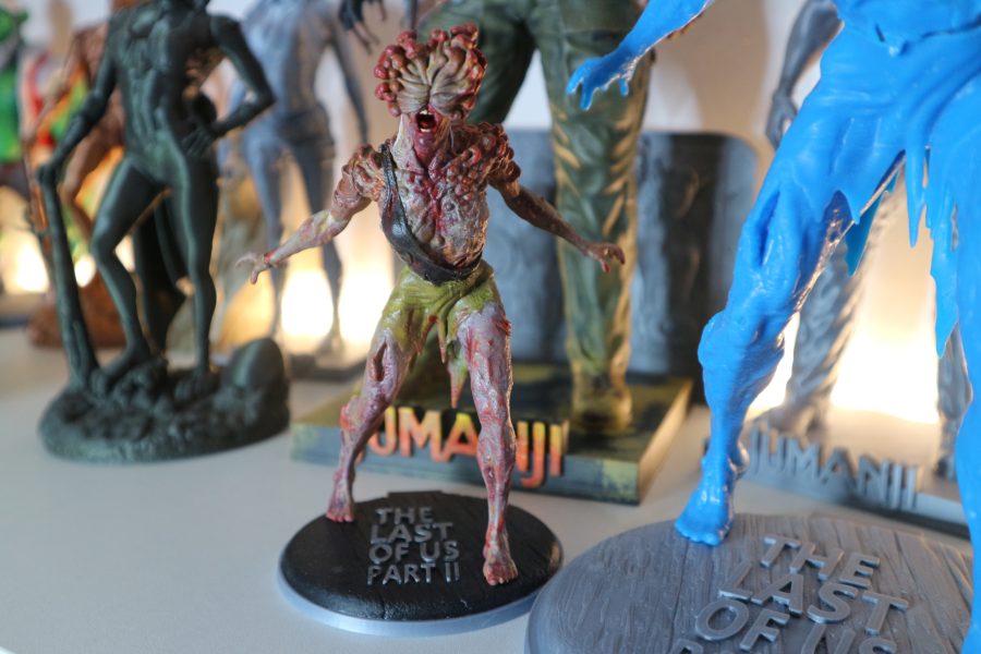 Clicker statue