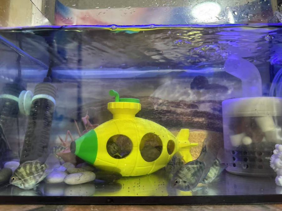 Fish tank landscaping submarine潜水艇