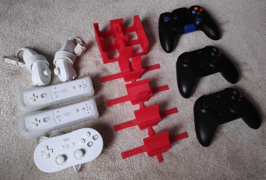 Modular controller stands - Wii Classic, Wiimote, Nunchuck, Stoga 8710, Xbox