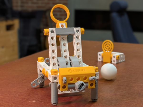 STEMFIE Desktop Catapult