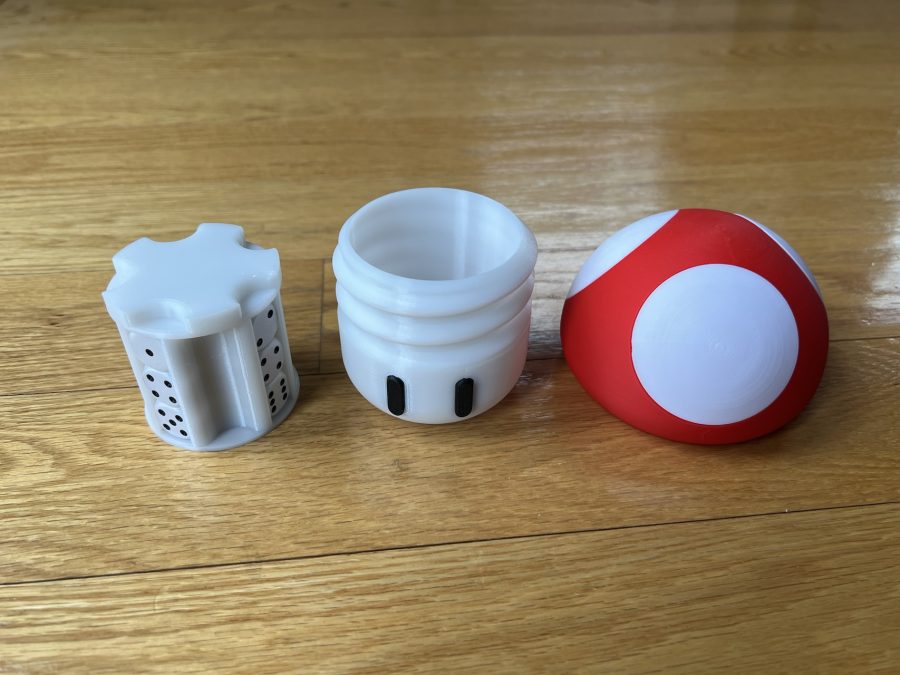 Customizable D6 dice holder  (with Mushroom-Fitting Bonus Powers)