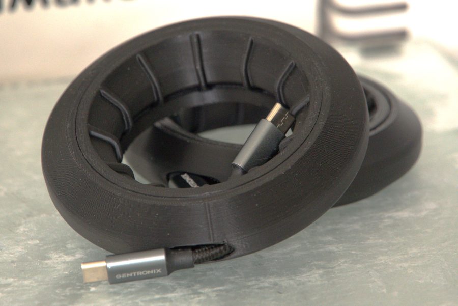 Next Gen USB (and more) Cable Winder / Organizer (Print-in-Place, Multiple Sizes, Stackable)
