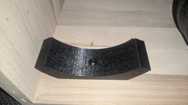 Simple dumbbell holder