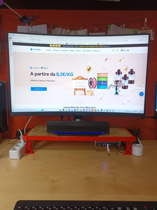 Supporti per monitor da assemblare altezza circa 76 mm