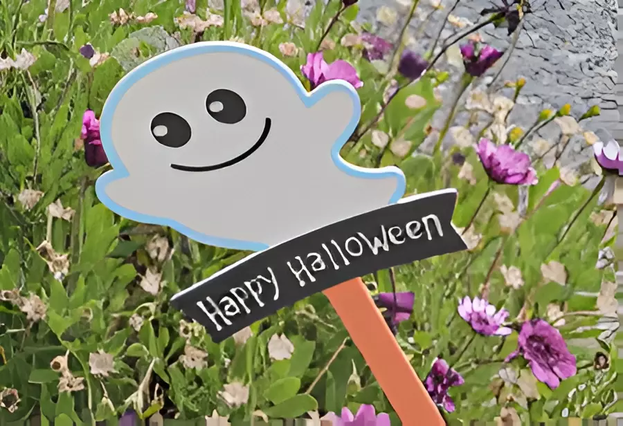 Happy Halloween Ghost sign