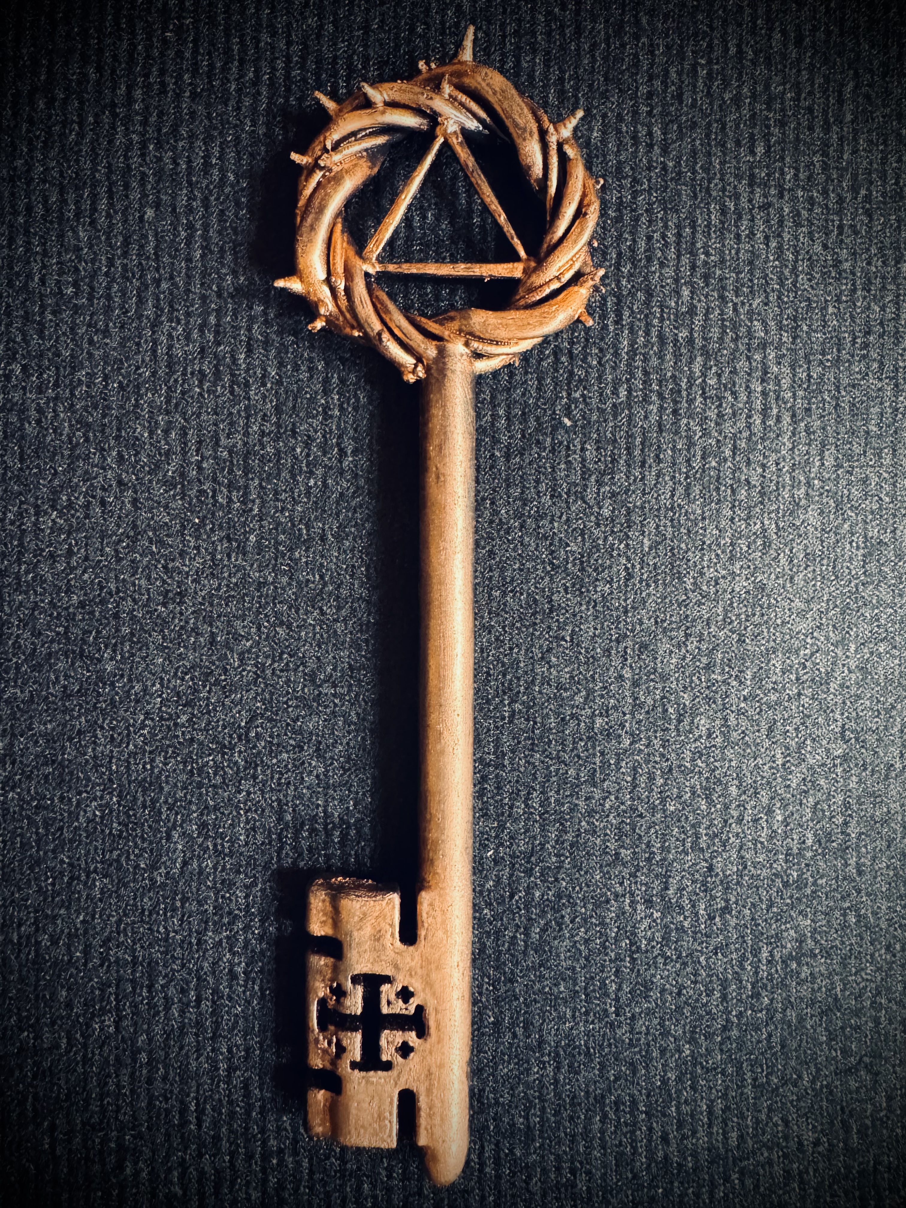 Key to Heaven - Christian Wall Art / Crown of Thorns Key