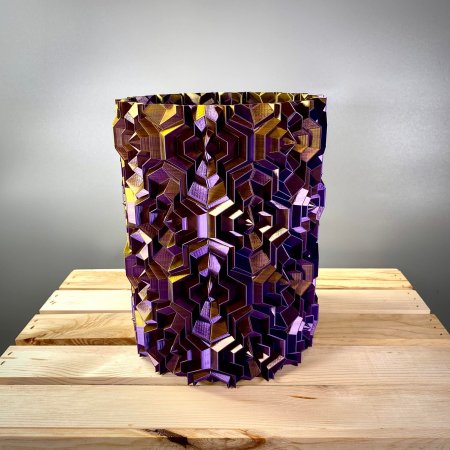 Tetrahex Ripple Vase