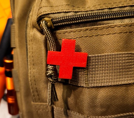 Red Cross Emergency First Aid kit marker for IFAK camping tactical airsoft larping zipper