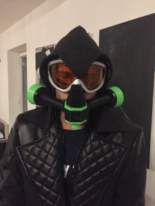 Fallout Raider Gas Mask (cosplay)