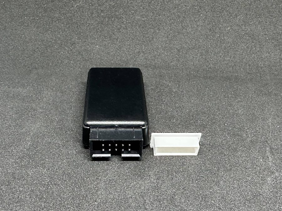 10-pin connector cap