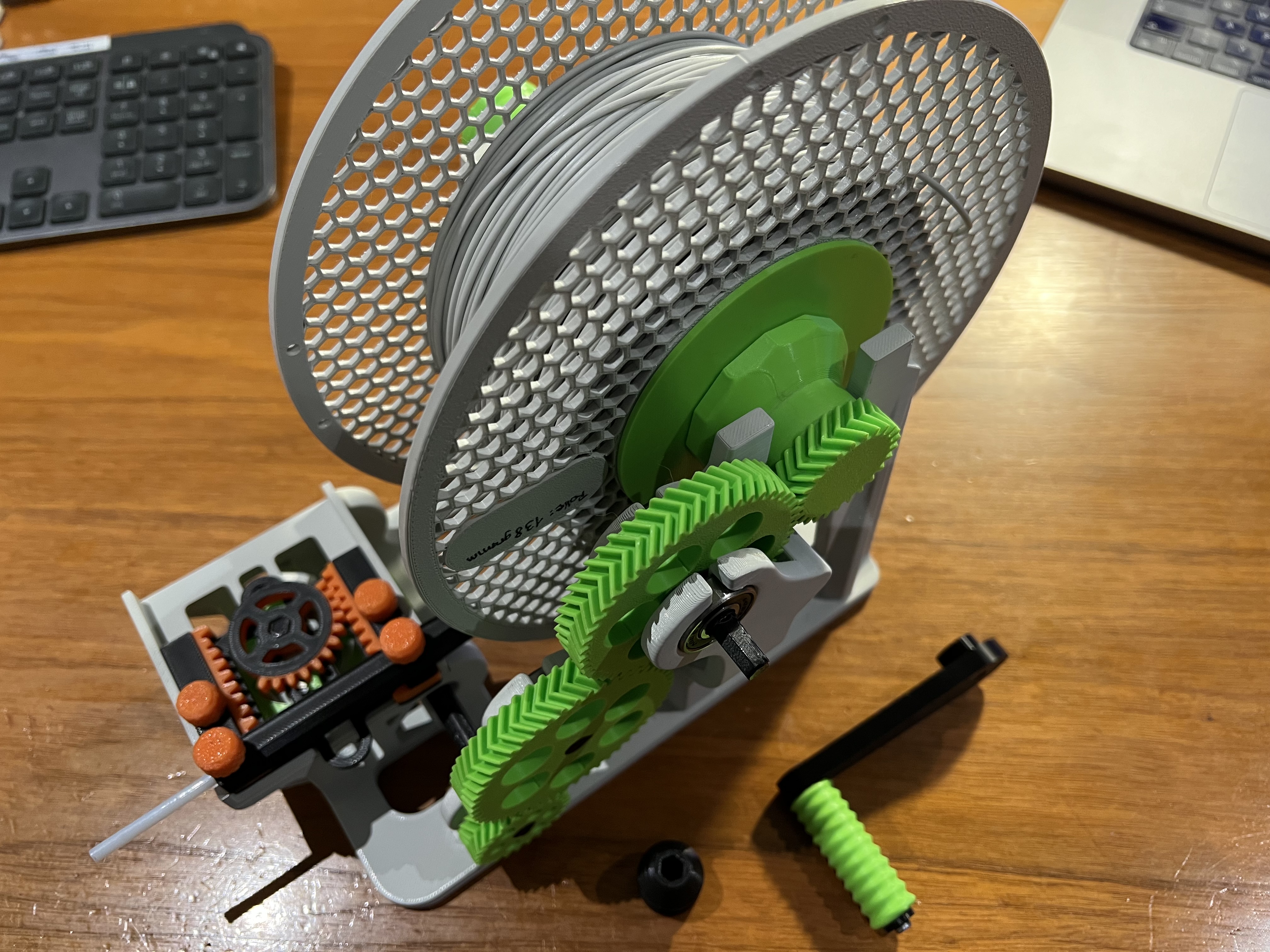 Bambu Lab P1 / X1 / X1C / X1CC Filament Spool Switcher & Winder if you use AMS