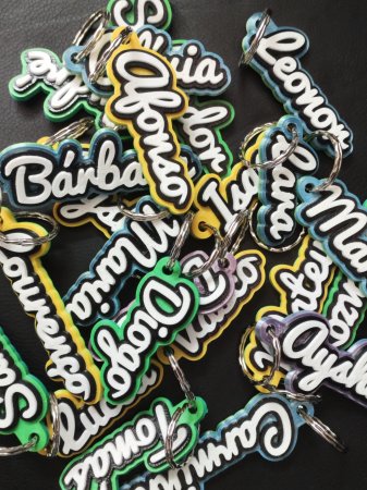 Customizable name keychain / tag