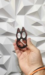 Cat Knuckle Duster Replica