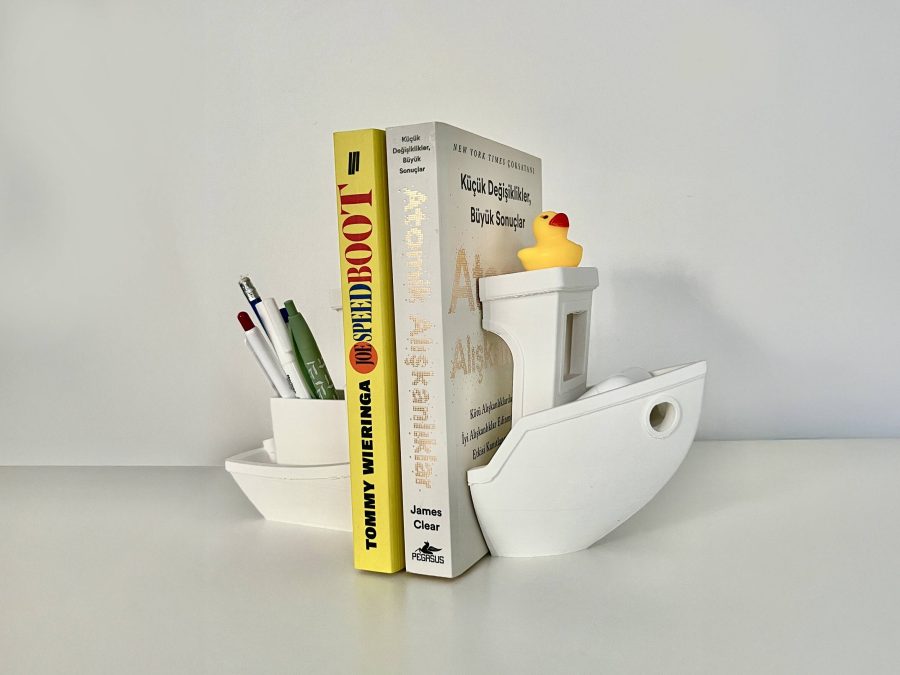 3D Benchy Book Bolder